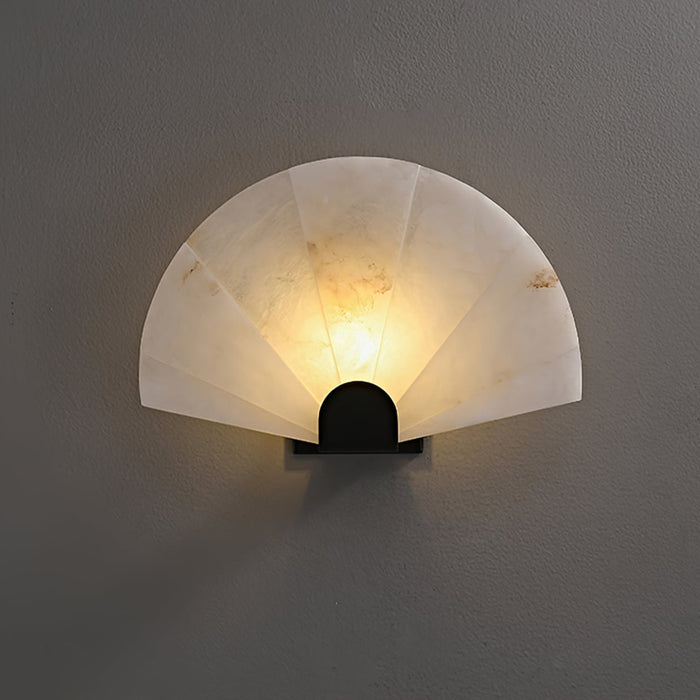Nevora Alabaster Wall Lamp Vakkerlight