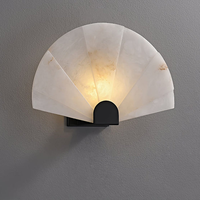 Nevora Alabaster Wall Lamp Vakkerlight