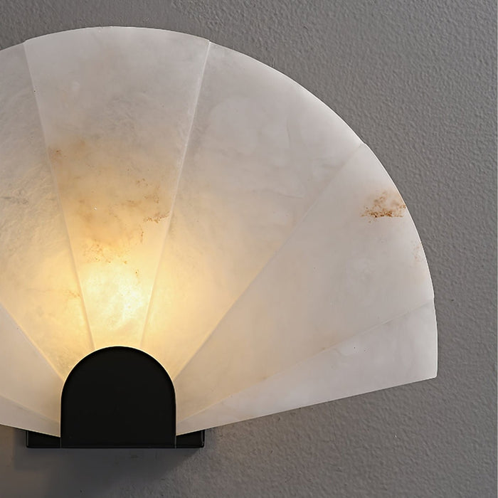 Nevora Alabaster Wall Lamp Vakkerlight