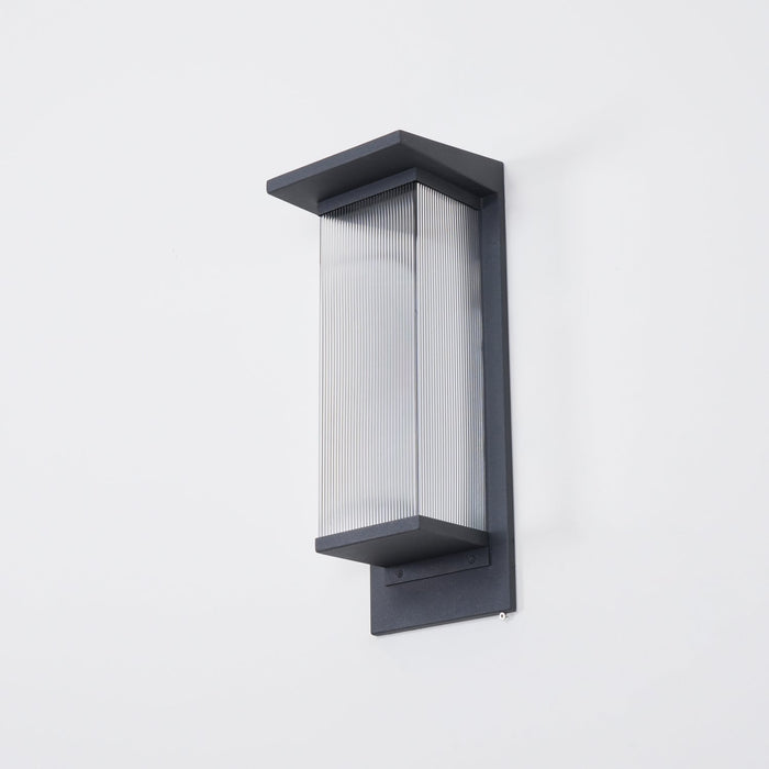 Oleron Box Outdoor Wall Lamp Vakkerlight