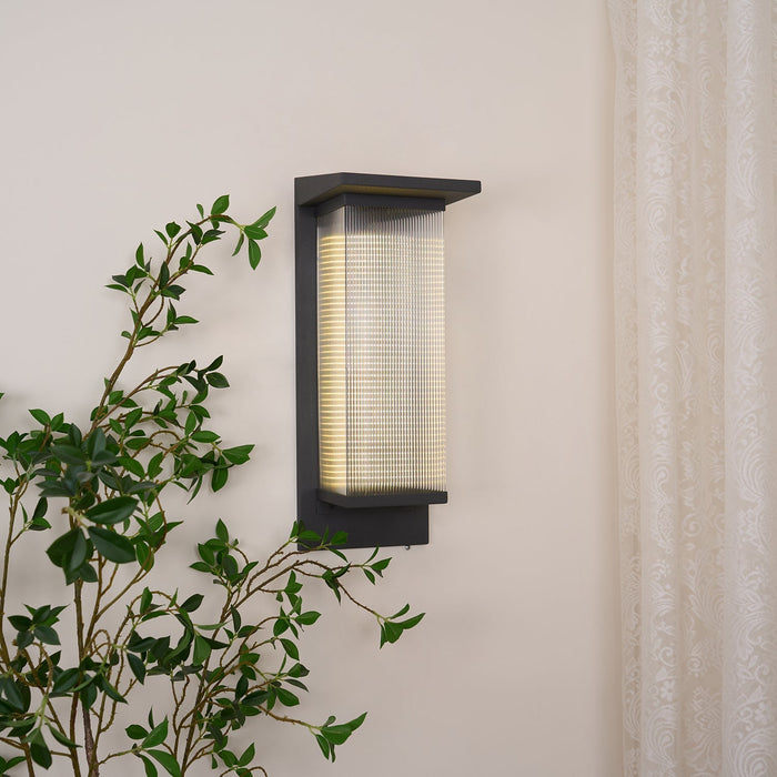 Oleron Box Outdoor Wall Lamp Vakkerlight