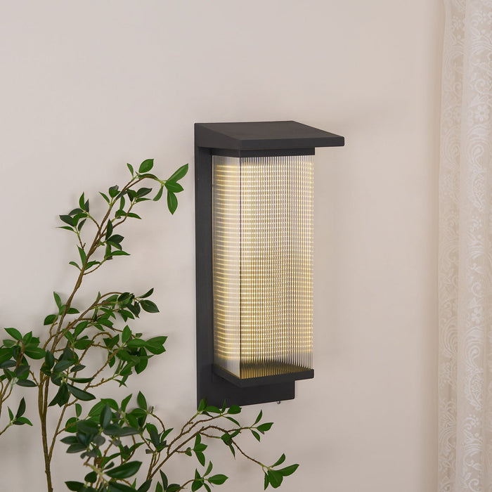 Oleron Box Outdoor Wall Lamp Vakkerlight