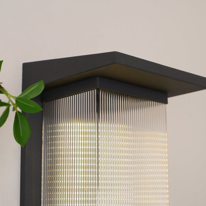 Oleron Box Outdoor Wall Lamp Vakkerlight