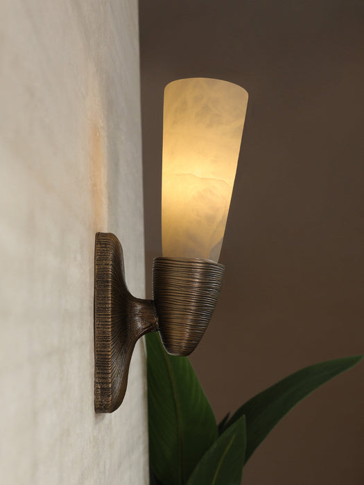 Opal Alabaster Twist Wall Sconce Vakkerlight
