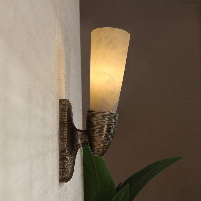 Opal Alabaster Twist Wall Sconce Vakkerlight