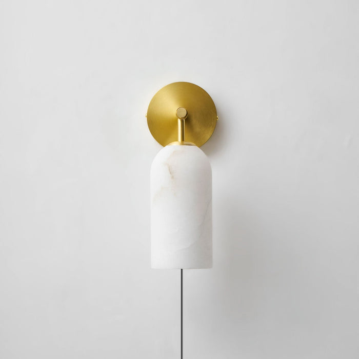 Pillar Alabaster Plug-in Wall Sconce Vakkerlight