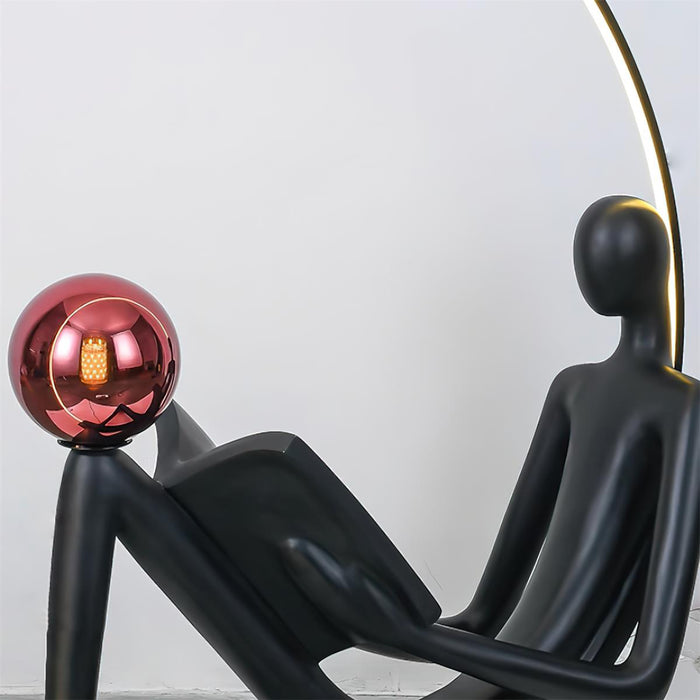 Reader Sculpture Floor Lamp Vakkerlight