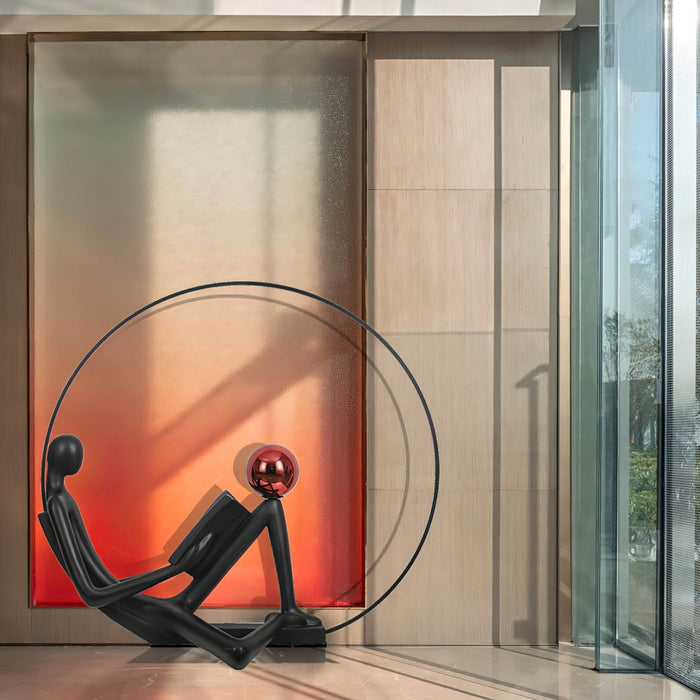 Reader Sculpture Floor Lamp Vakkerlight
