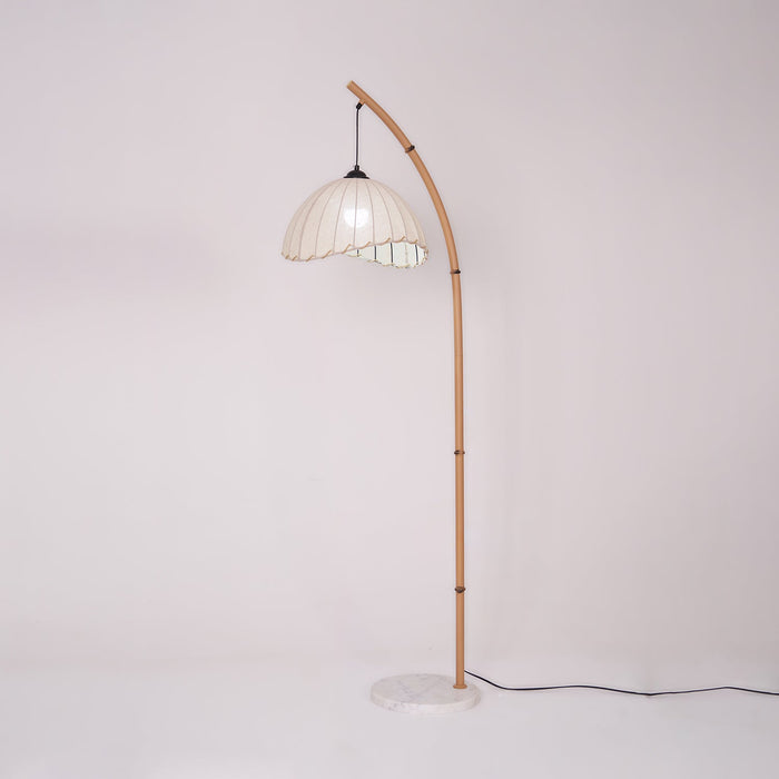 Sanna Floor Lamp