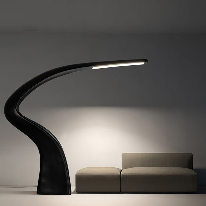 Seraph Curve Floor Lamp Vakkerlight