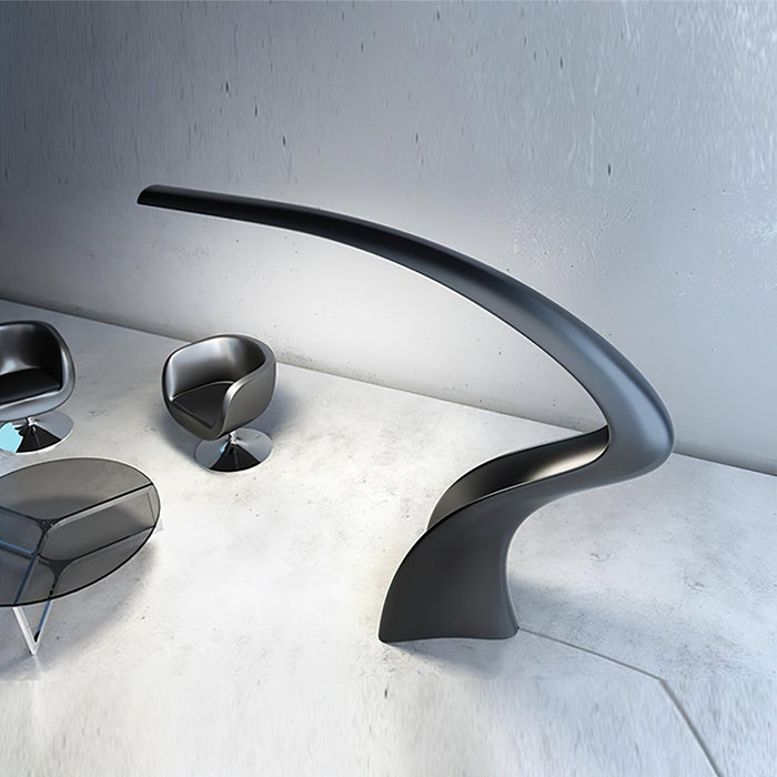 Seraph Curve Floor Lamp Vakkerlight