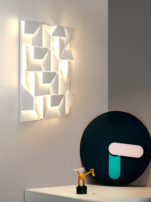 Shadows Grand Plug-in Sconce Vakkerlight