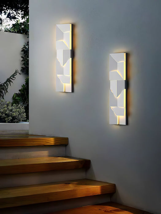 Shadows Grand Plug-in Sconce Vakkerlight