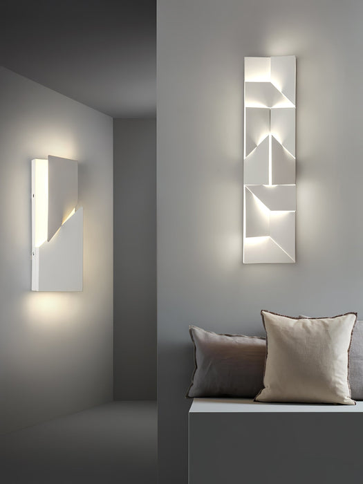 Shadows Grand Plug-in Sconce Vakkerlight
