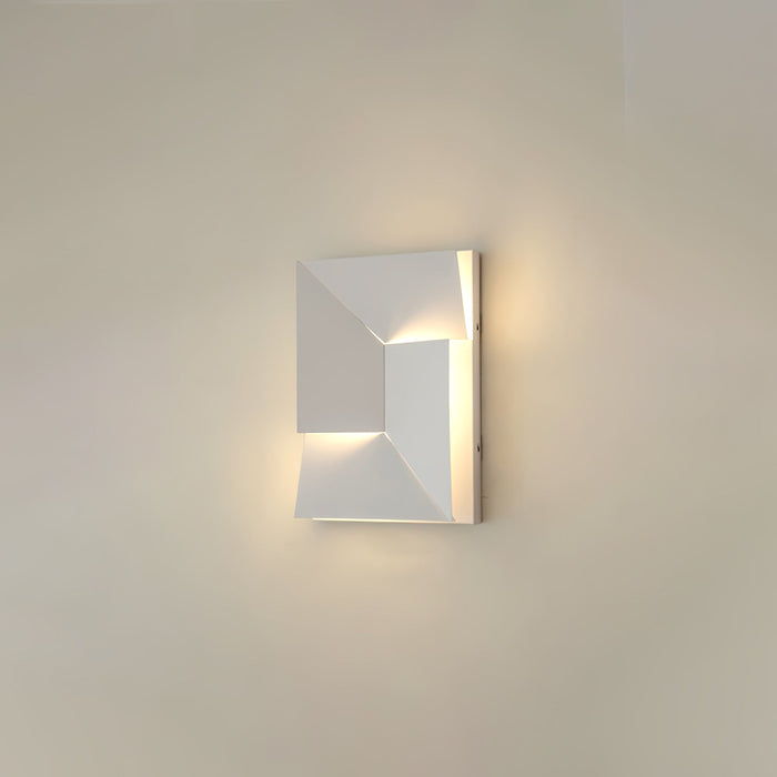 Shadows Grand Plug-in Sconce Vakkerlight