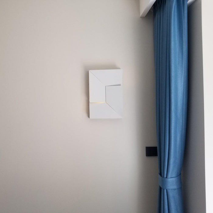 Shadows Grand Plug-in Sconce Vakkerlight