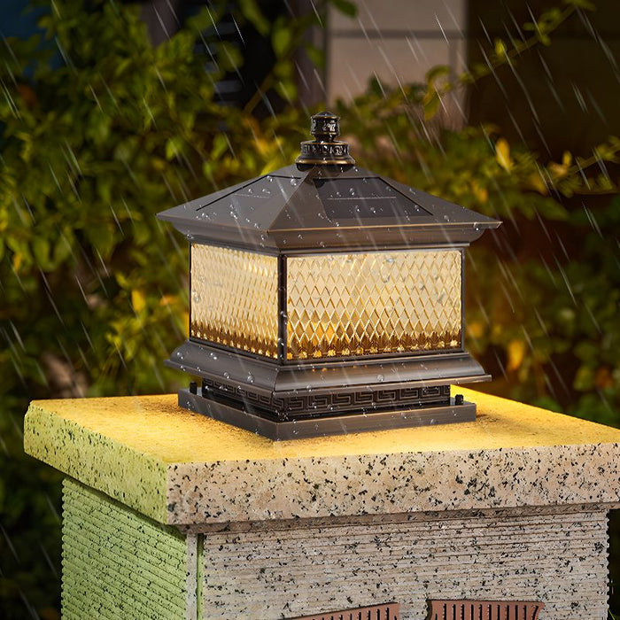 Diamond Solar Post Outdoor Light Vakkerlight