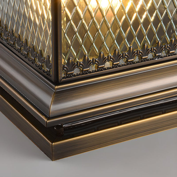 Diamond Solar Post Outdoor Light Vakkerlight