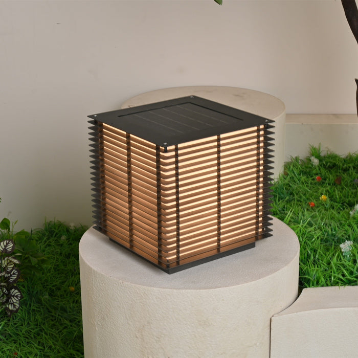 Solar Grid Outdoor Light Vakkerlight