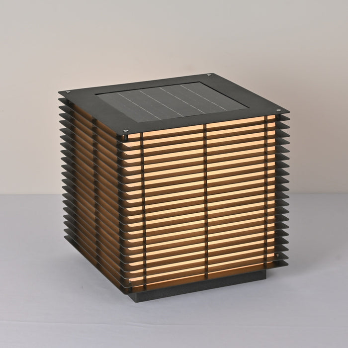 Solar Grid Outdoor Light Vakkerlight