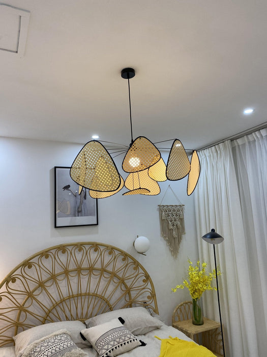 Screen Cannage Suspension Rattan Petal Pendant Lamp