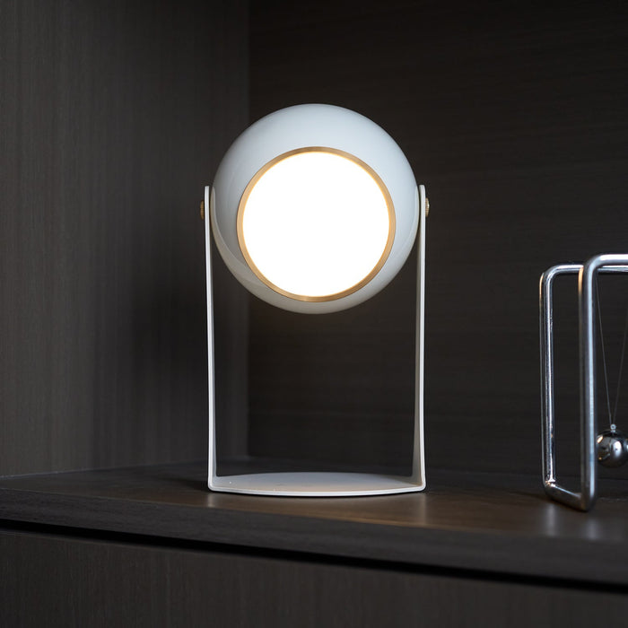 Svejk Table Lamp (Built-in Battery) Vakkerlight