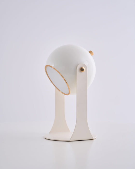 Svejk Table Lamp (Built-in Battery) Vakkerlight