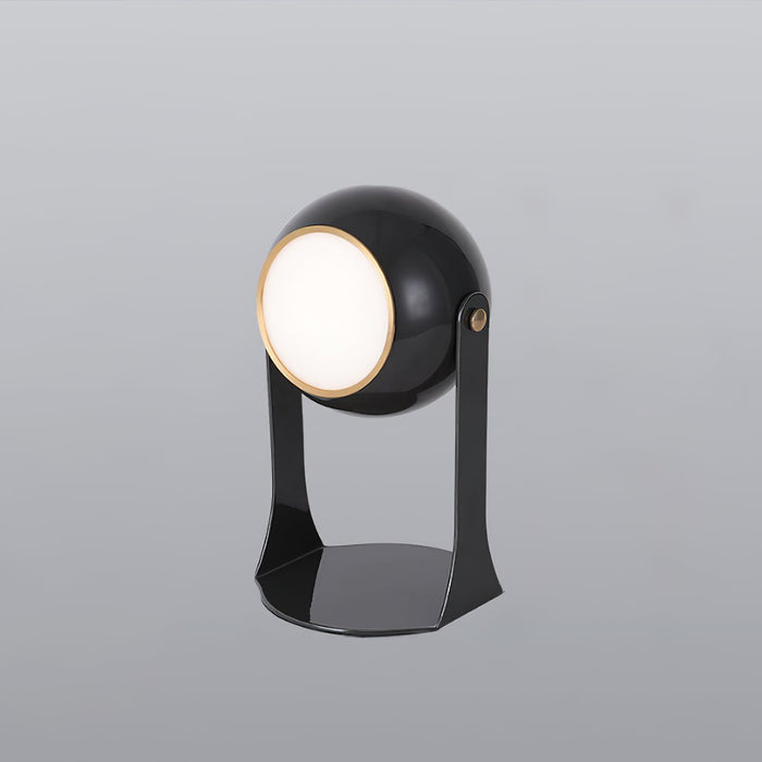 Svejk Table Lamp (Built-in Battery) Vakkerlight