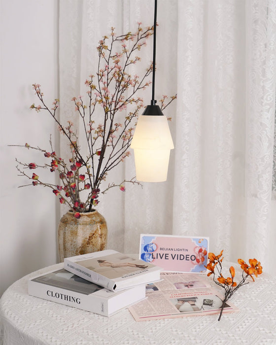 TEN MA DO Alabaster Pendant Lamp Vakkerlight