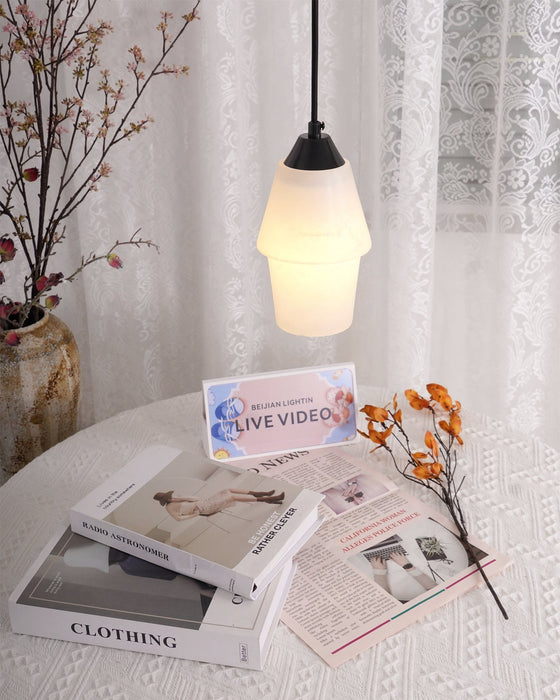TEN MA DO Alabaster Pendant Lamp Vakkerlight
