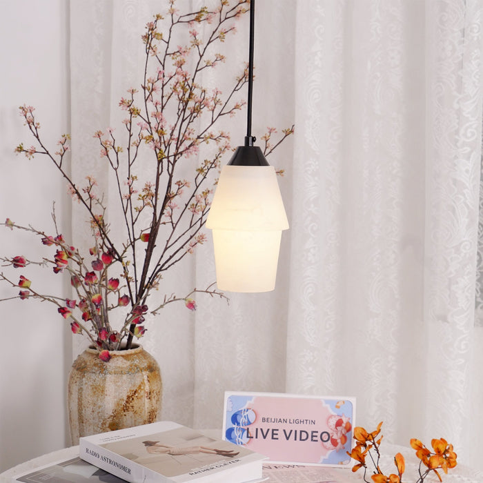 TEN MA DO Alabaster Pendant Lamp Vakkerlight
