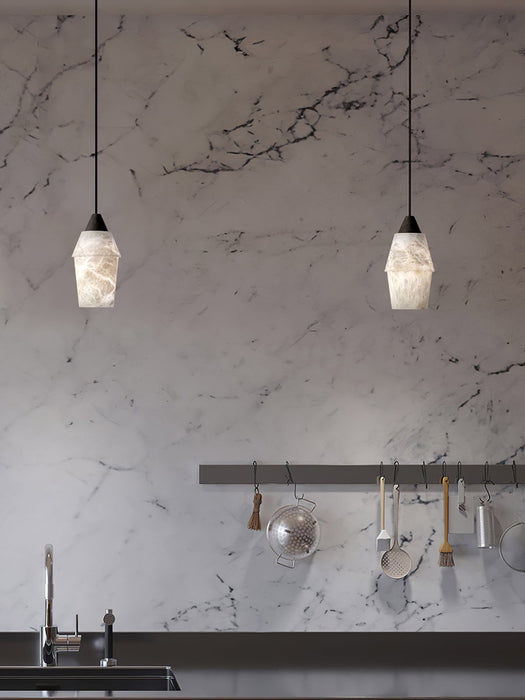 TEN MA DO Alabaster Pendant Lamp Vakkerlight