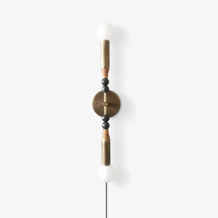 Toam Plug-in Wall Lamp Vakkerlight