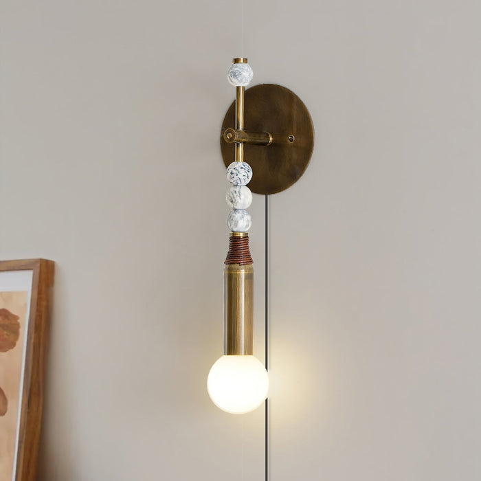 Toam Plug-in Wall Lamp Vakkerlight