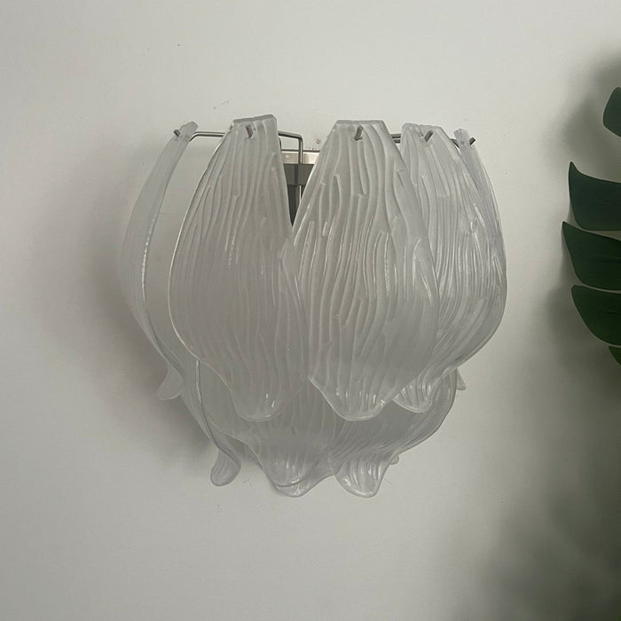 Tuliva Wall Lamp Vakkerlight