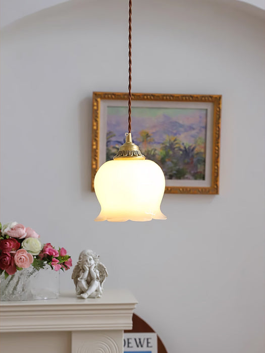 Valley Flower Pendant Lamp Vakkerlight