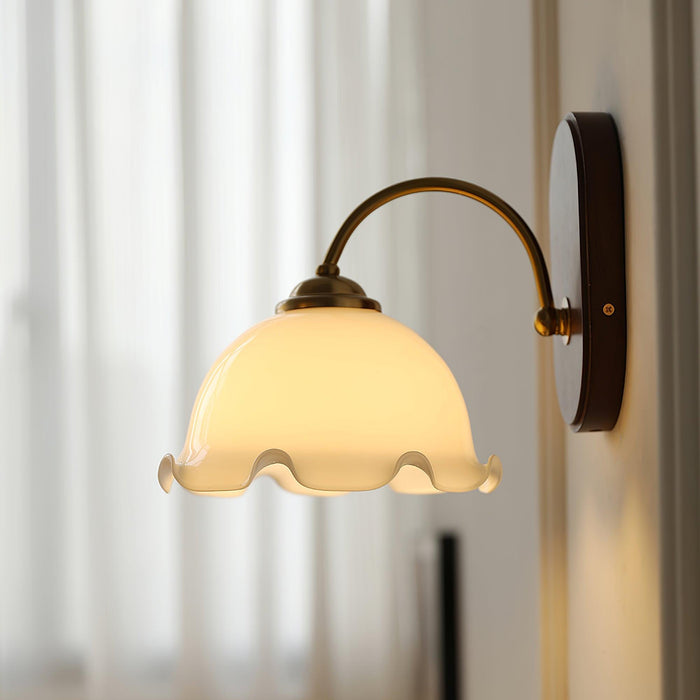 Vintage Flower Wall Lamp