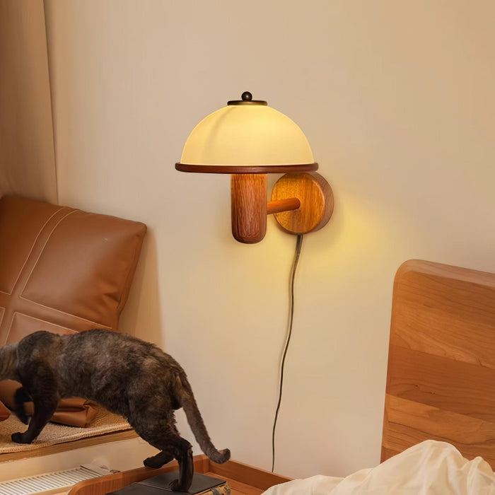Mushroom Wood Wall Lamp Vakkerlight