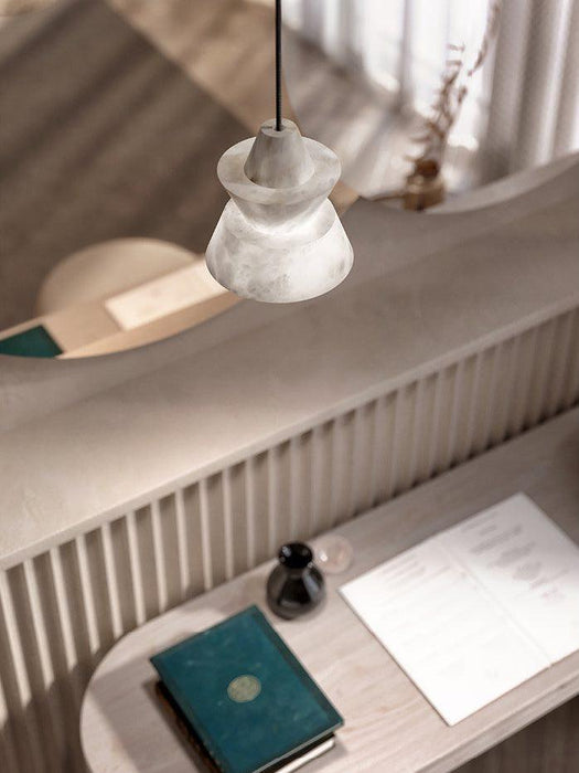 Strata Alabaster Pendant Light Vakkerlight