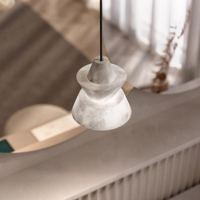 Strata Alabaster Pendant Light Vakkerlight