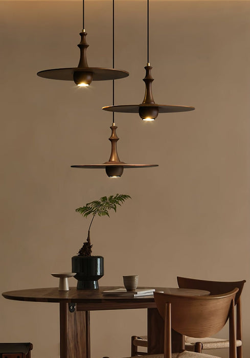 Wooden Spin Pendant Light Vakkerlight
