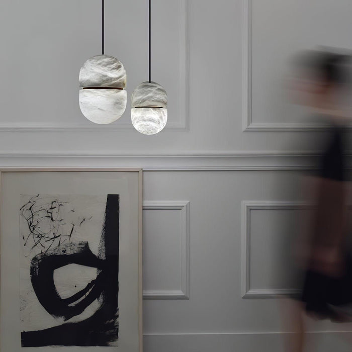YUM Alabaster Pendant Light Vakkerlight