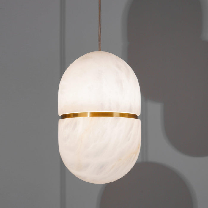 YUM Alabaster Pendant Light Vakkerlight