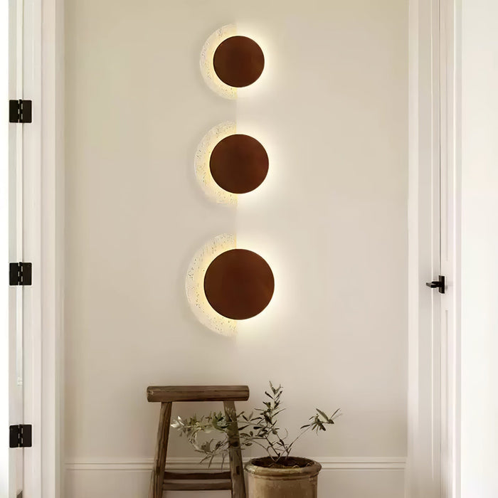 Crescent Halo Plug-in Wall Sconce Vakkerlight