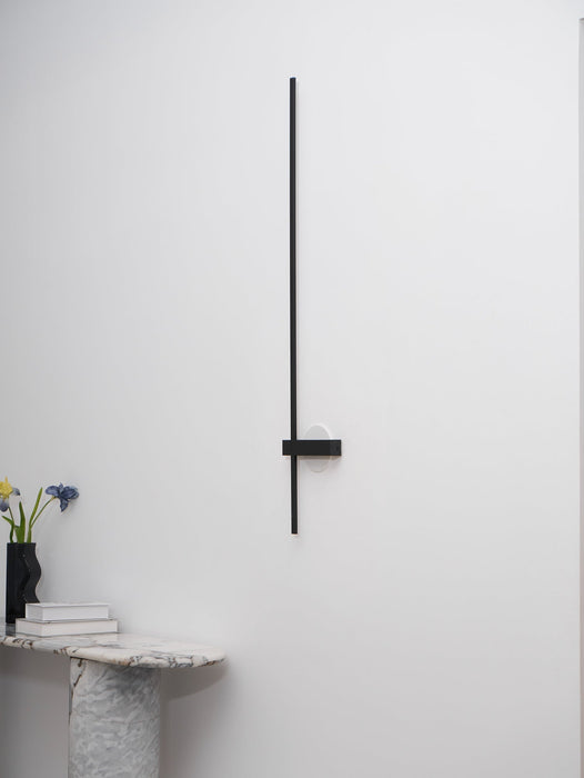 Adeline Linear Sconce - Simprolos