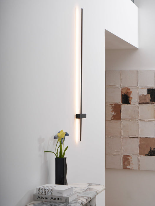 Adeline Linear Sconce - Simprolos