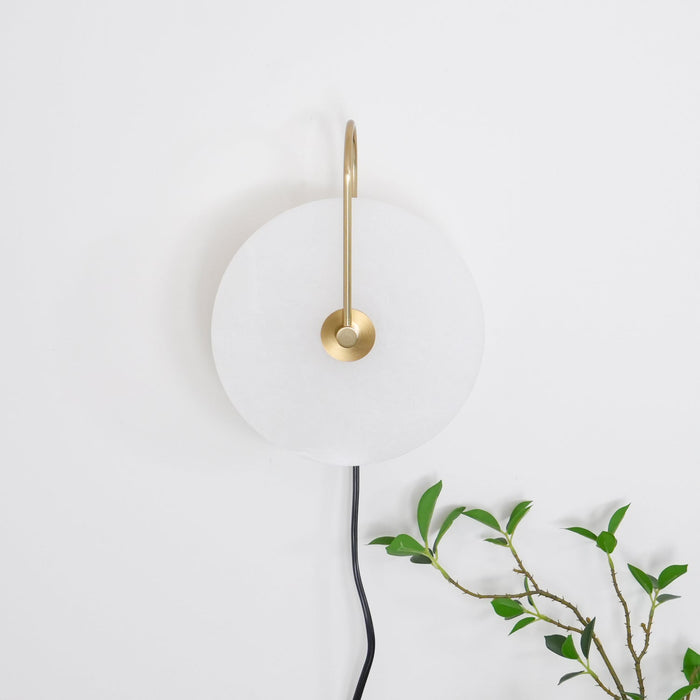Alabaster LED Plug - In Wall Lamp - Simprolos