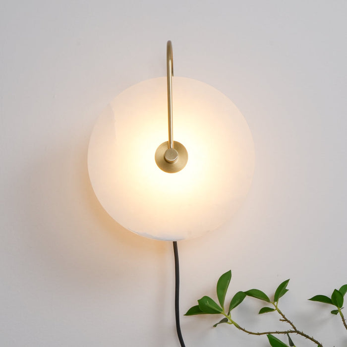 Alabaster LED Plug - In Wall Lamp - Simprolos