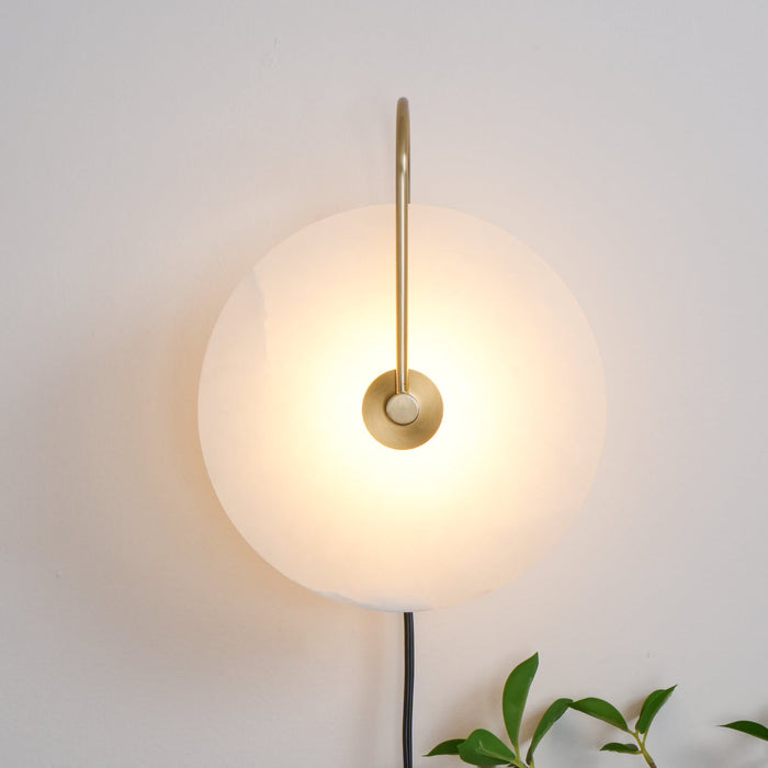 Alabaster LED Plug - In Wall Lamp - Simprolos