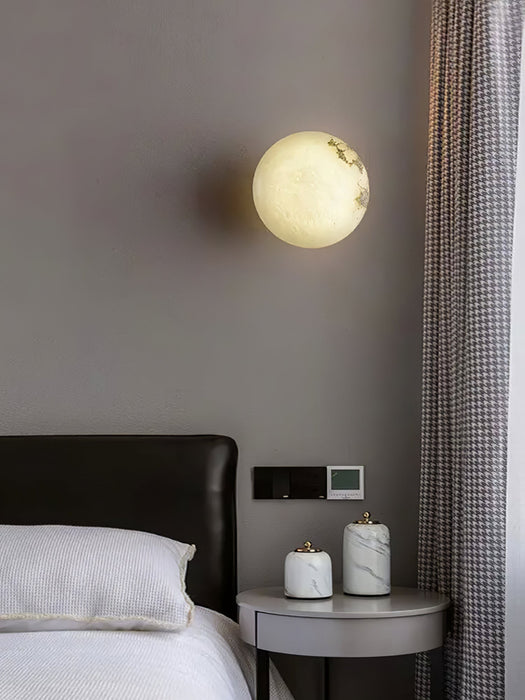 Alabaster Mini Orb Wall Lamp - Simprolos